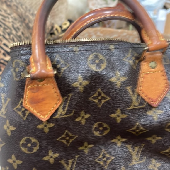 Vintage Louie Vuitton- Speedy 30 - Picture 9 of 16